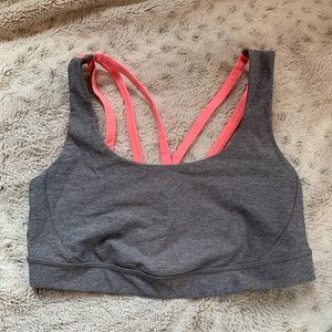 Lululemon sports bra